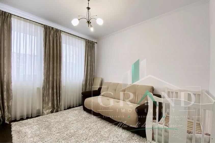 Apartament cu 3 camere semidecomandat, mobilat în Florești