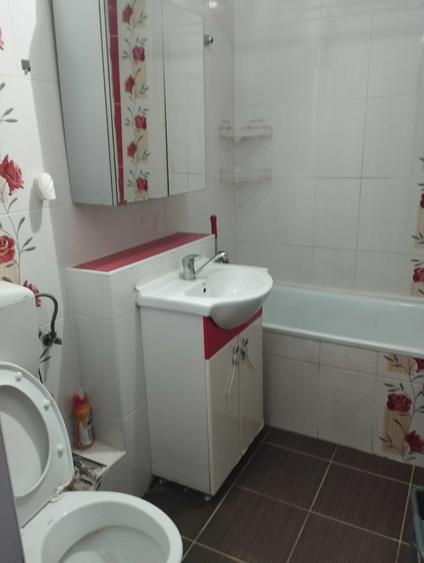 Apartament cu 2 camere decomandat în Nufărul