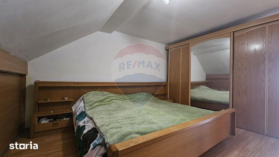 Casa cu 2 corpuri in Sanpetru | Singur in curte | 1025 mp teren - 7