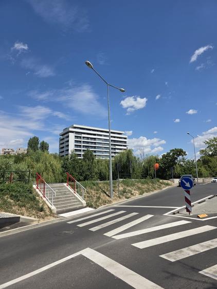 Apartament cu 2 camere decomandat în Decebal