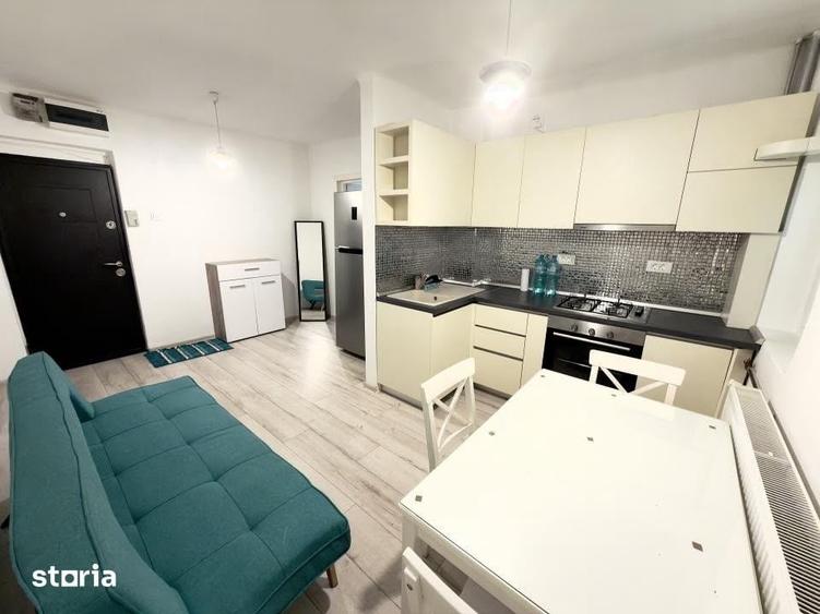 Apartament cu 2 camere semidecomandat în Tei
