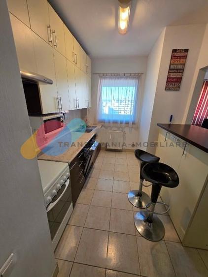 Apartament cu 2 camere semidecomandat, mobilat în Mărăști