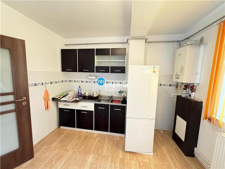 Apartament cu 2 camere decomandat în Aeroport