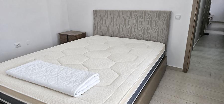 Apartament cu 3 camere decomandat, mobilat în Central