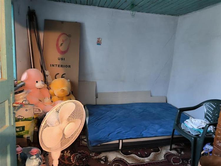 Casă cu 3 camere cu Canalizare în Novaci
