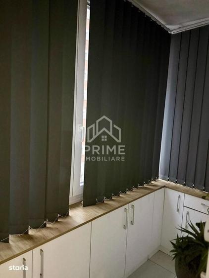 Apartament cu 2 camere semidecomandat în Cetate