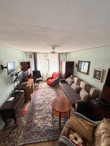 Apartament cu 2 camere decomandat, mobilat în Central