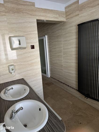 Spațiu comercial, de 230 mp, în Brazda lui Novac