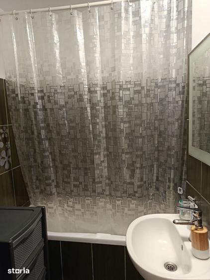 Apartament cu 3 camere în Grivița