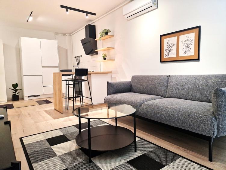 Apartament cu 2 camere semidecomandat în Tomis Nord