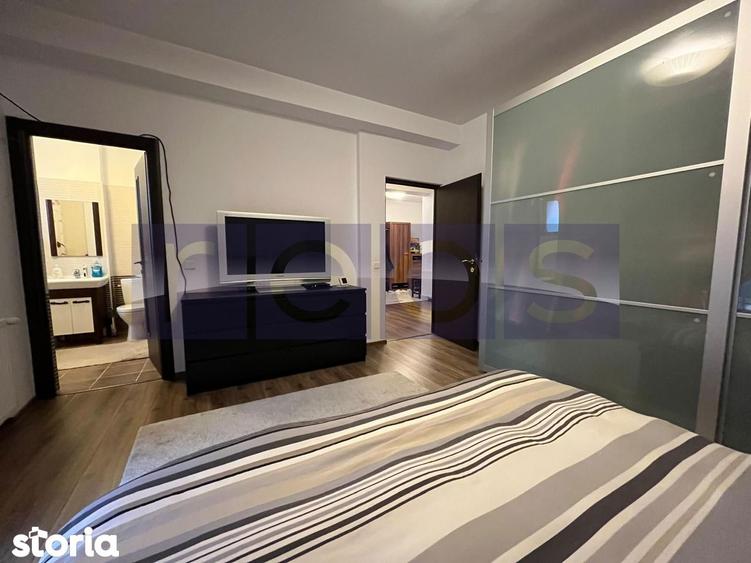 Apartament cu 4 camere decomandat în Central