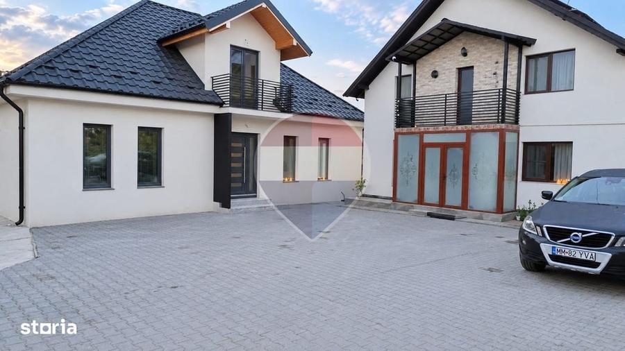 Casă cu 4 camere cu Teren 1183 Mp în Central