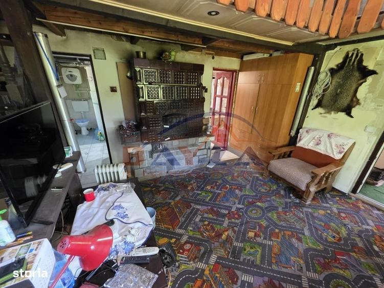 Casă cu 3 camere în Chiuzbaia