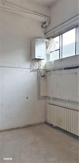 Spațiu comercial, de 80 mp, în Bartolomeu