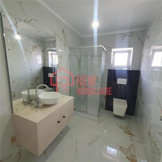 Apartament cu 2 camere decomandat în Fundeni