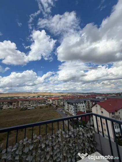 Apartament cu 2 camere semidecomandat în Florești
