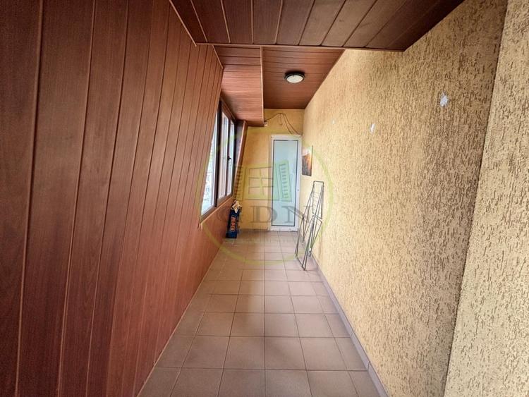 Apartament cu 2 camere semidecomandat, mobilat în Craiovița Nouă