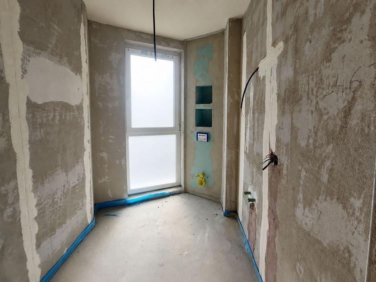 Apartament cu 2 camere semidecomandat în Mărăști