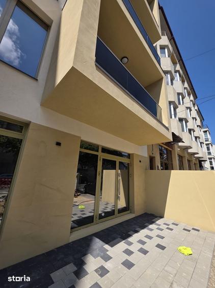 Spațiu comercial, de 38 mp, în Central