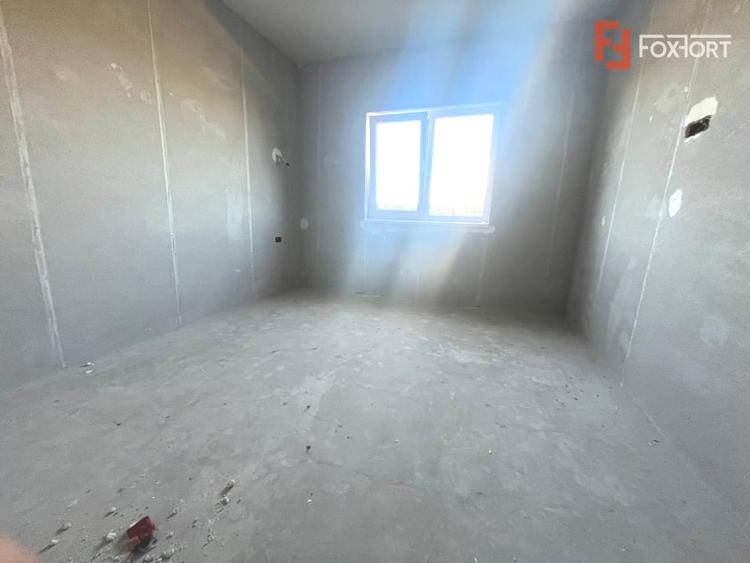 Duplex cu 4 camere cu Canalizare în Moșnița Nouă
