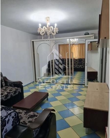 Apartament cu 2 camere decomandat în Soarelui
