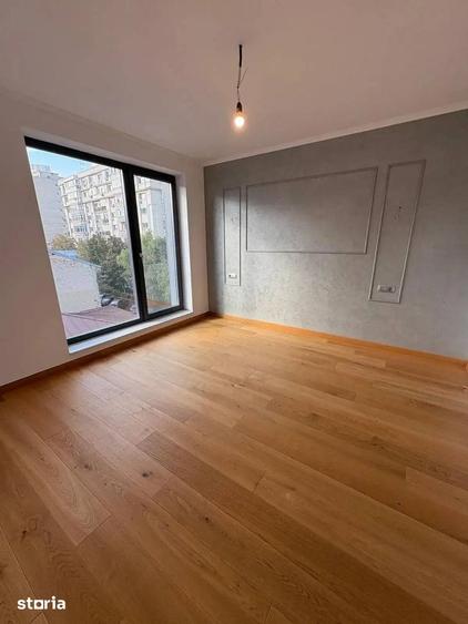 Apartament cu 3 camere decomandat în Centrul Civic