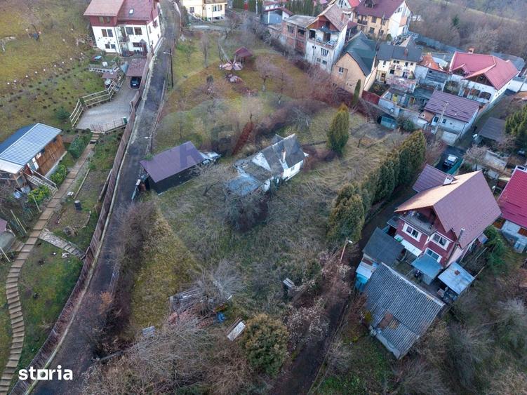 Casă cu 3 camere cu Teren 1498 Mp în Schei
