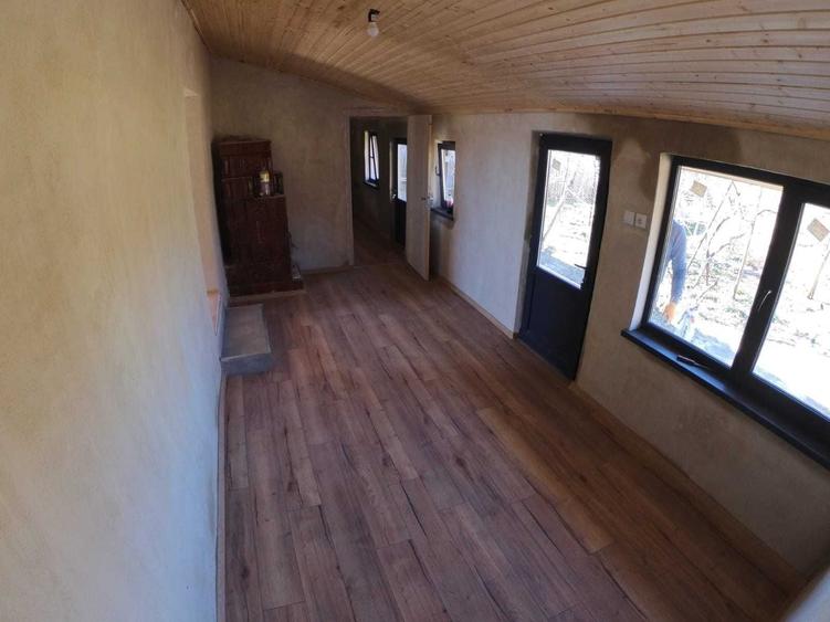 Casă cu 4 camere în Ciorani