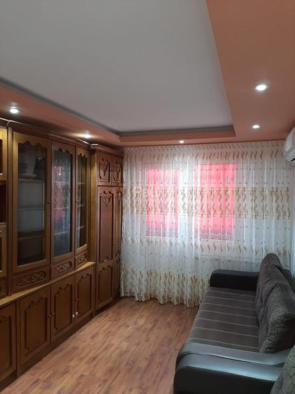 Propietar vand apartament doua camere Vitan piata Bobocica!