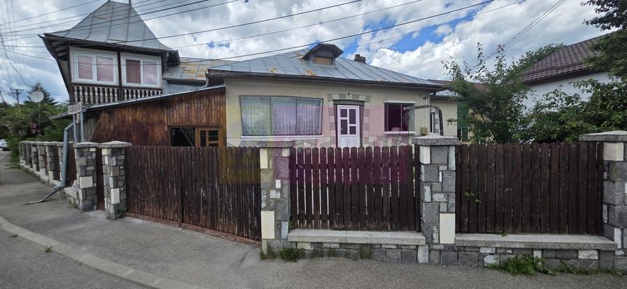 Casă individuală cu 5 camere cu Canalizare în Capul Câmpului
