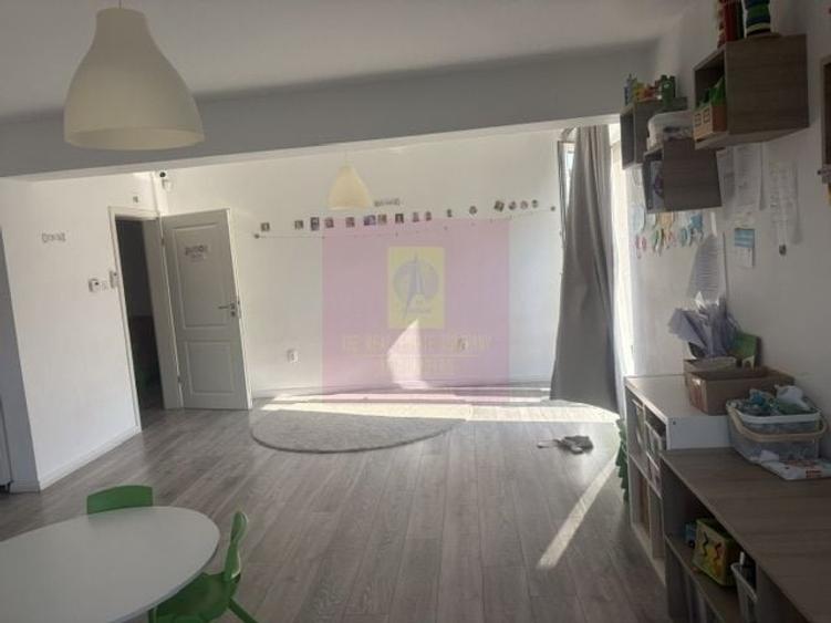Casă cu Teren 446 Mp în Drumul Sării