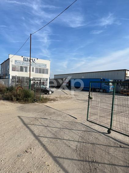 Spațiu comercial, de 300 mp, în Găești