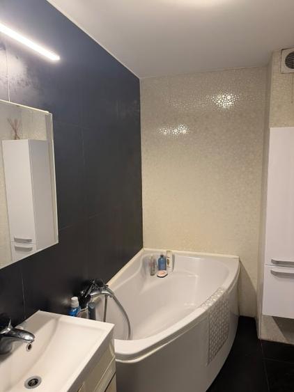 Apartament cu 2 camere decomandat, mobilat în Nerva Traian