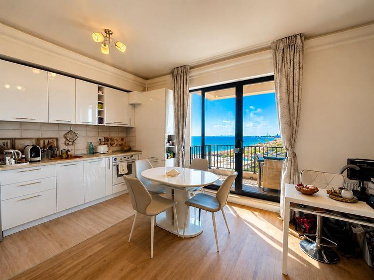 Apartament cu 2 camere decomandat, mobilat în Mamaia-Sat