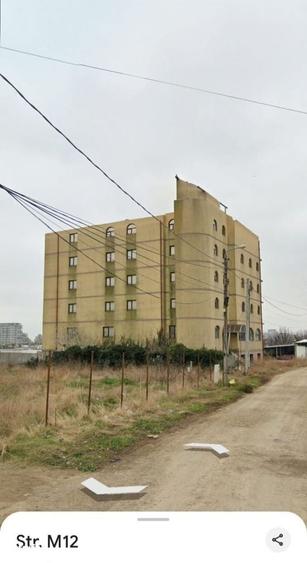Spațiu comercial, de 2,417 mp, în Nord