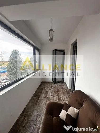 Apartament cu 3 camere decomandat în Berceni
