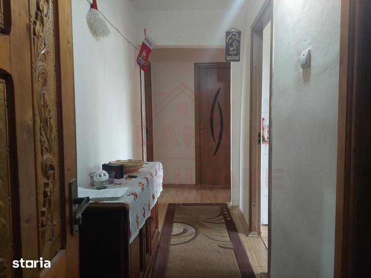 Apartament cu 2 camere decomandat în Caransebeș