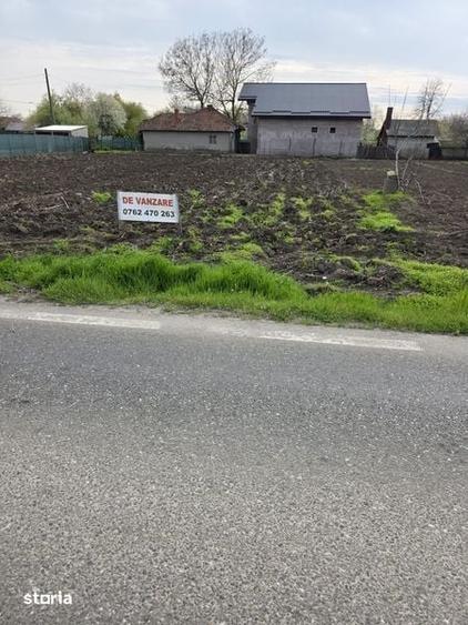 Teren de 500 mp, în Movilița