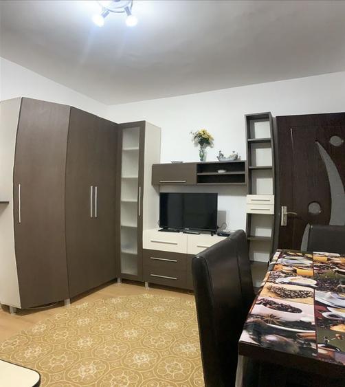 Apartament cu 2 camere în Decebal