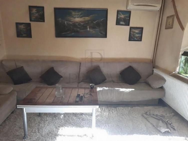 Apartament cu 3 camere decomandat în Girocului