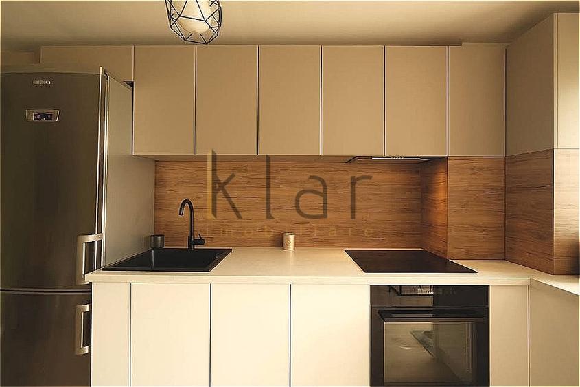 Apartament cu 2 camere semidecomandat, mobilat în Florești