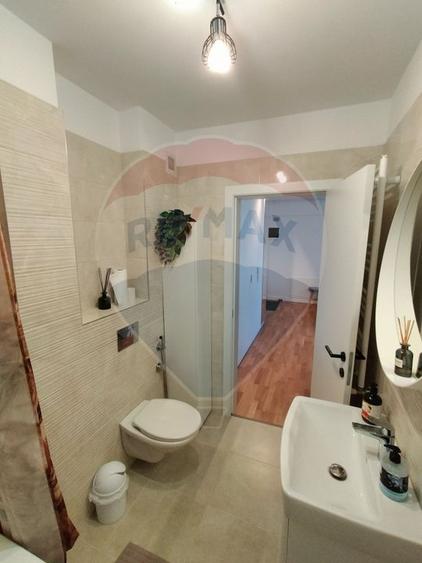 Apartament cu 2 camere semidecomandat în Dacia