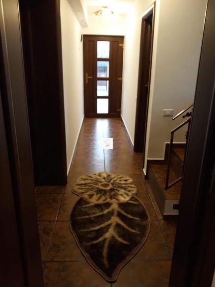 Casă individuală cu 4 camere cu Teren 455 Mp în Crevedia