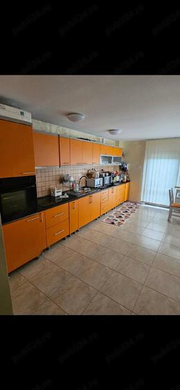 Casă cu Teren 470 Mp în Central