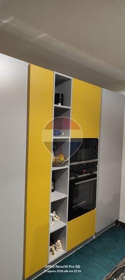 Casă individuală cu 6 camere cu Teren 7849 Mp în Dorna-Arini