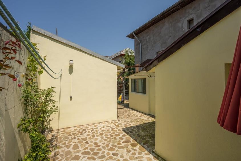 Apartament cu 3 camere decomandat, mobilat în Unirii