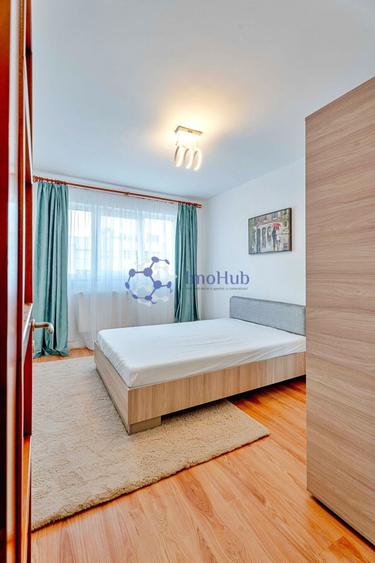 Apartament cu 3 camere decomandat, mobilat în Podu Roș
