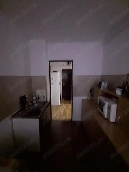 Apartament cu 3 camere decomandat în Vest