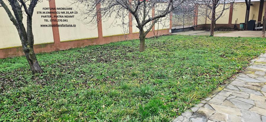 Casă cu 6 camere cu Piscina în Calea Romanului