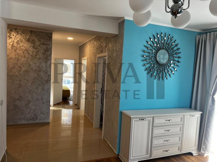 Apartament cu 3 camere decomandat, mobilat în Aradului